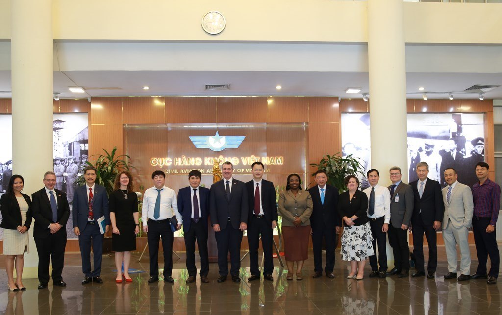 Tiếp và làm việc với Tổng Cục trưởng cơ quan An ninh vận tải Hoa Kỳ (TSA)